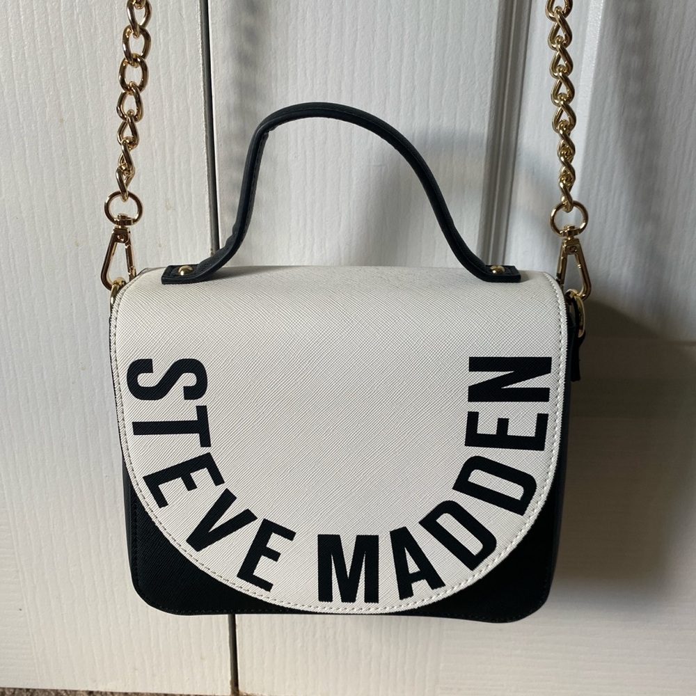 Steve Madden Black and White Crossbody Bag with Gold Chain